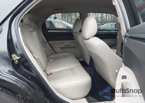 2006 Chrysler 300 Touring z USA, uszkodzony, nr VIN 2C3KA53G86H428631